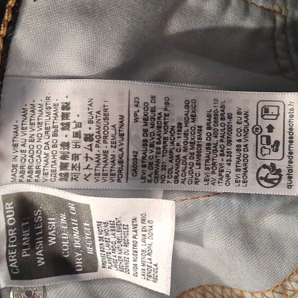 Levi Dark Wash 513 Size 38W 32L Men Jeans - Picture 6 of 7